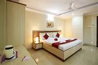 Oyo Kacheguda Station Hotel 3*