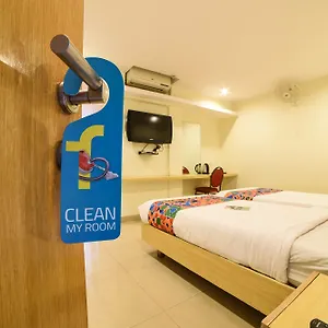 Fabhotel Vinflora Banjara Hills Hotell 3*