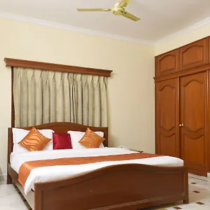 Zo Banjara Hills Road No 12