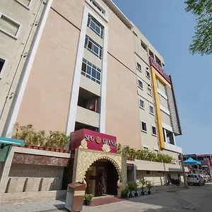 Hotel Oyo 4035 Spg Grand 3*
