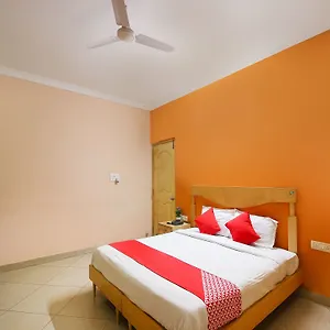 Oyo 18488 Hallmark Begumpet Hotel Hyderabad
